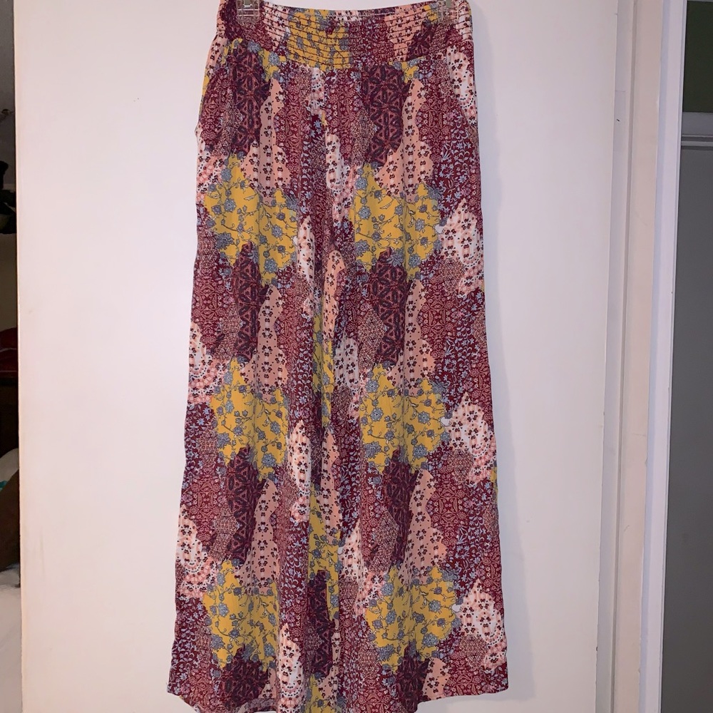 Wide leg pants